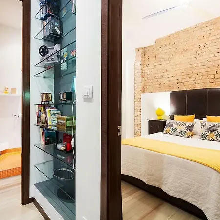 • Centro • Guggenheim • Abando • From 1888 Μπιλμπάο